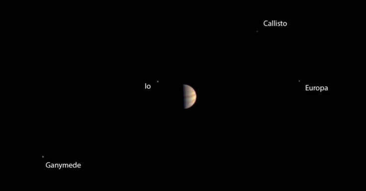 Juno's 1st in-orbit Jupiter photo