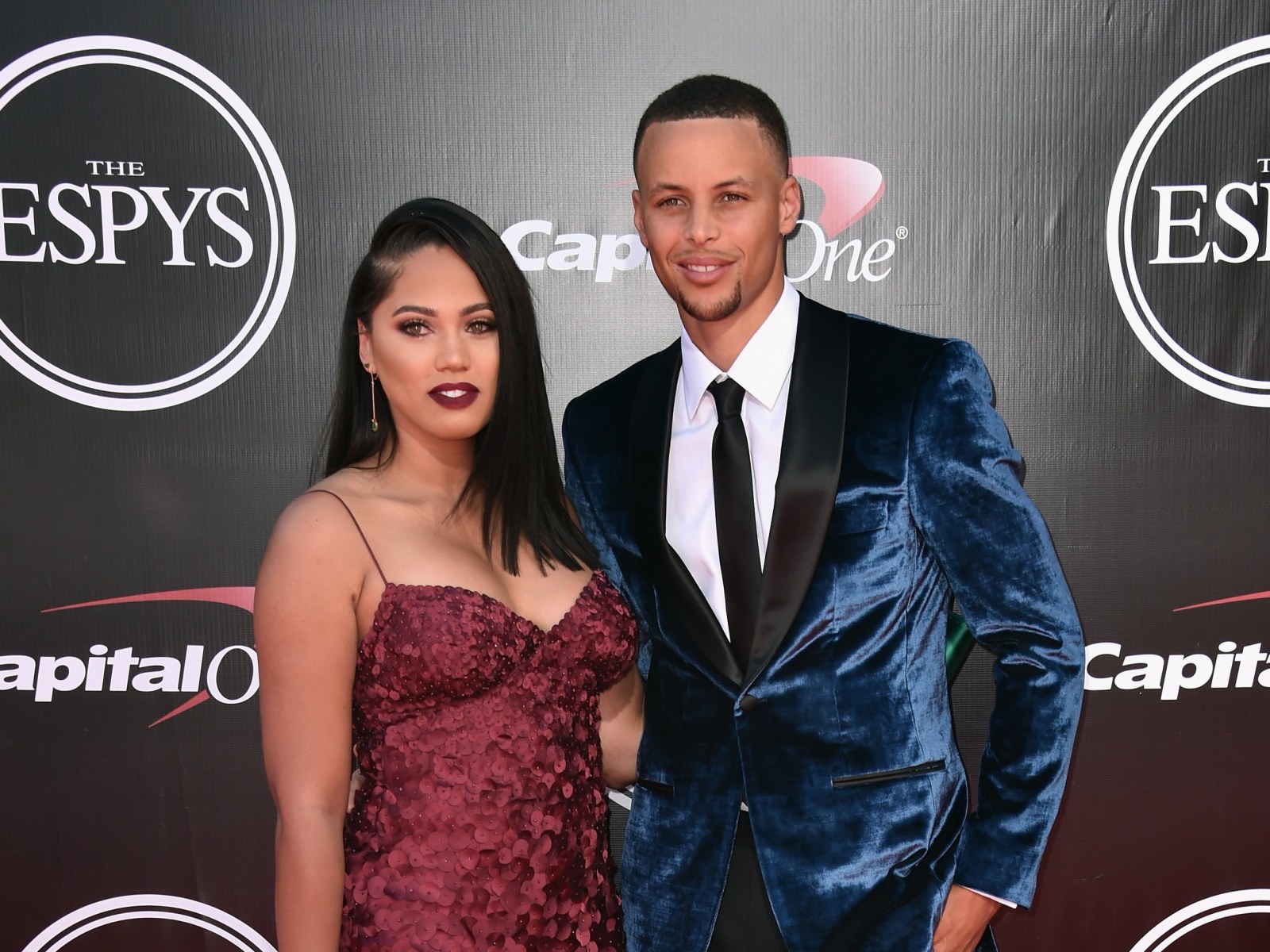 Ayesha Curry Responds To Backlash Over Her Comments About Male Attention On Instagram | IBTimes