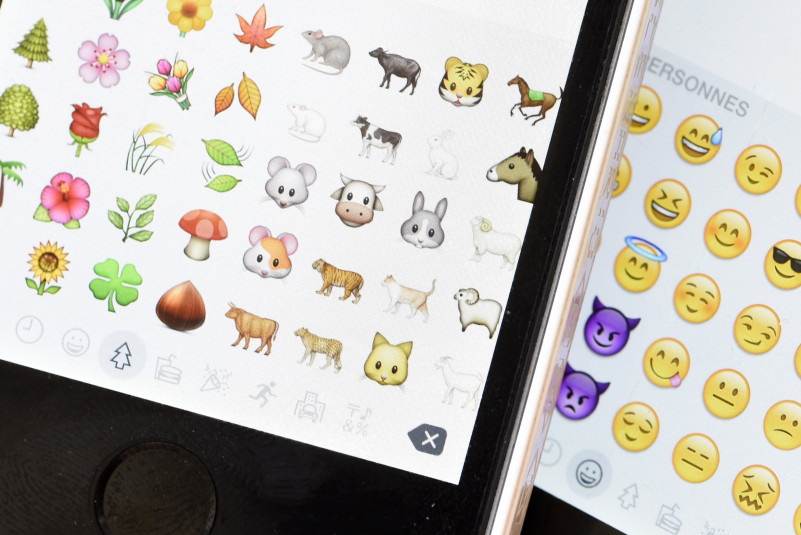 emoji gender