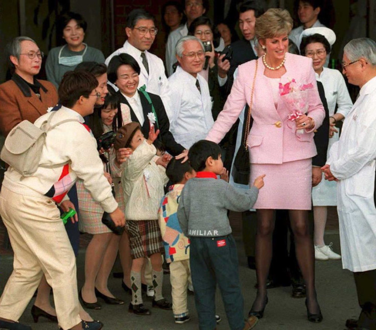 Iconic Images Of Princess Diana 