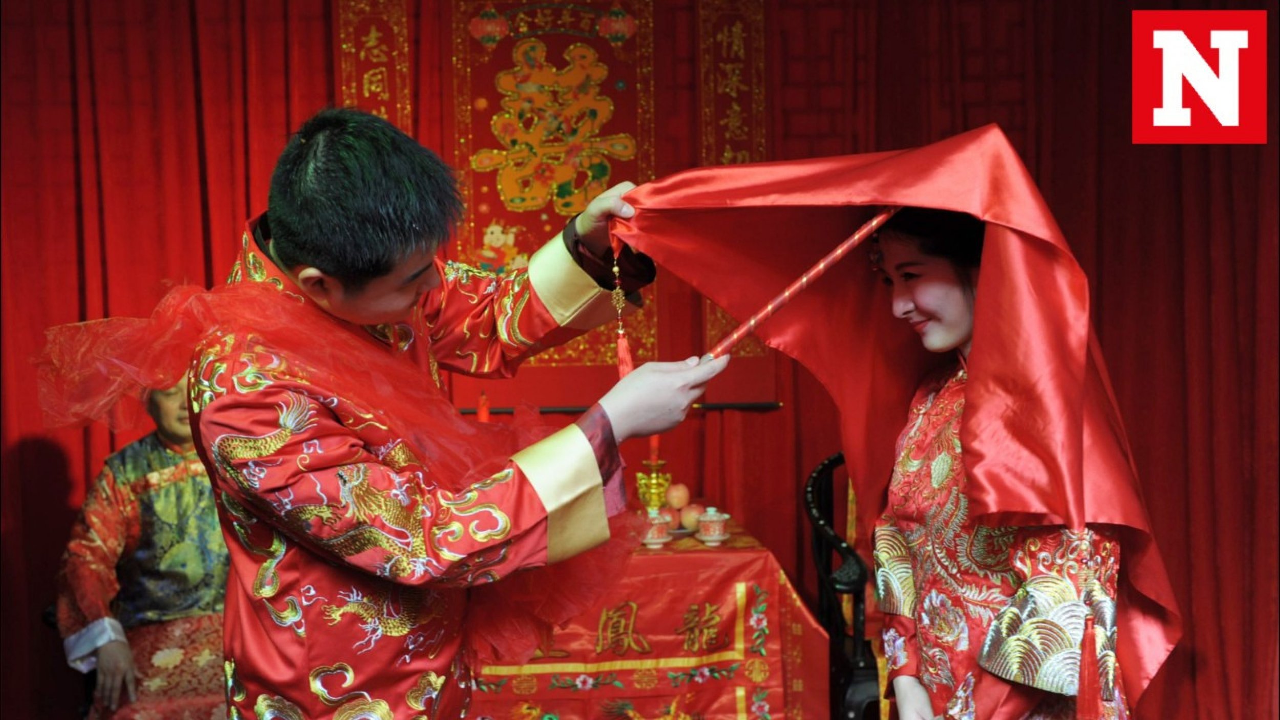 Chinese Wedding Photo Industry Is Booming