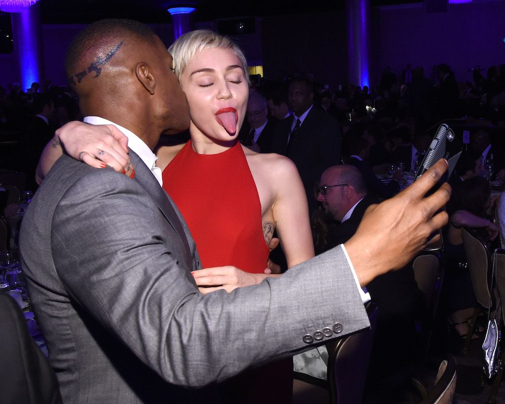 Miley Cyrus, Of Course Next Up THE Queen Of The Selfies 
