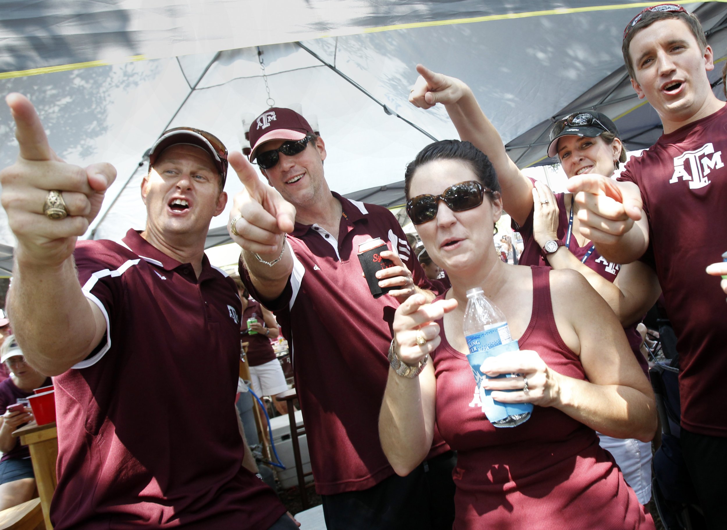 National Tailgating Day 2016 The 5 Best PreGame Hangouts In College