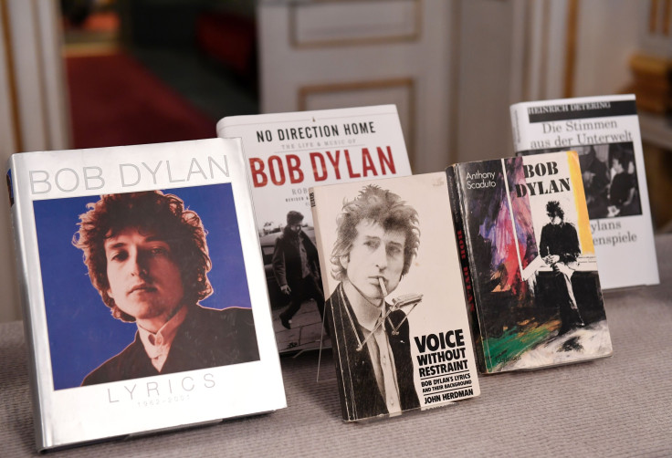 Bob Dylan wins Nobel Prize