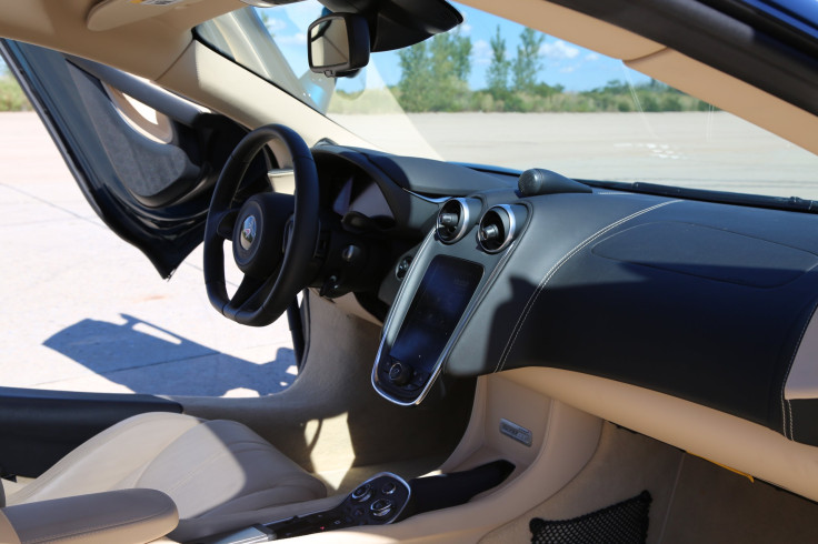 McLaren 570GT-Interior