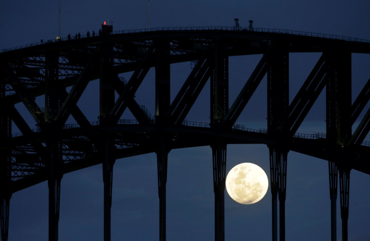 sydney supermoon