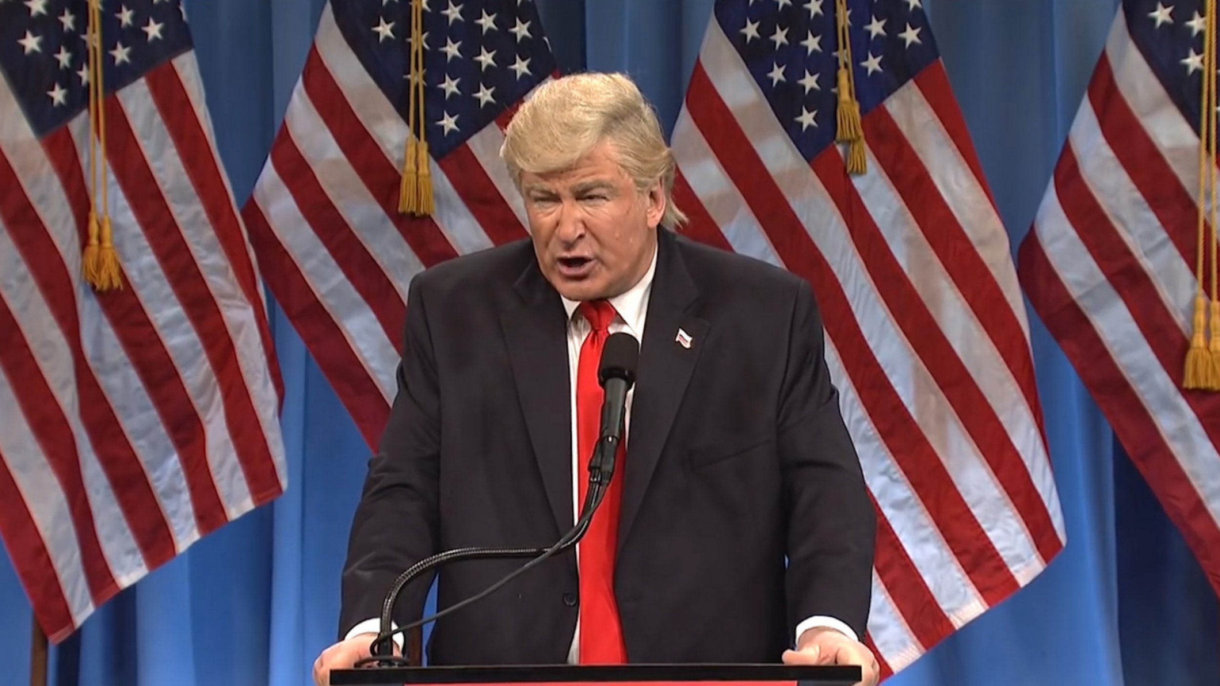 How Saturday Night Live Got Its Mojo Back Donald Trump, Alec Baldwin, Kristen Stewart  