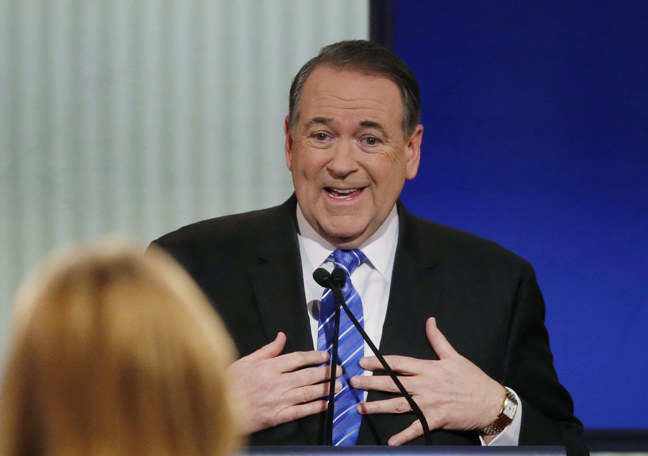 Mike Huckabee Sorry For ‘Liberal Jew’ Facebook Post: Fake News Story ...