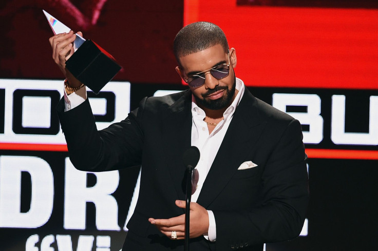 Drake AMAs 2016