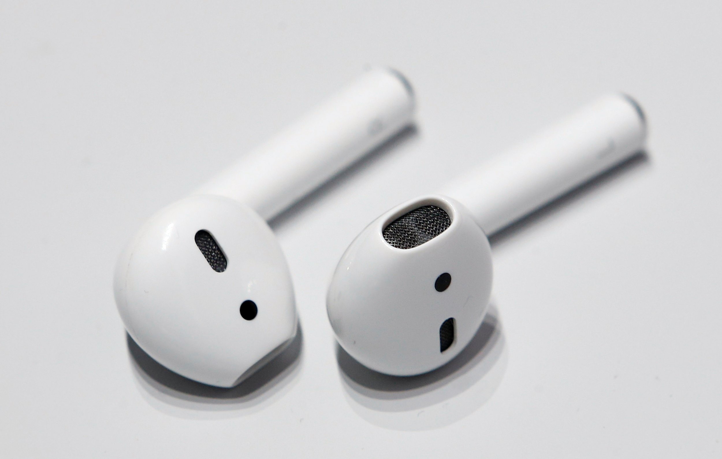 Apple AirPods Could Release Soon, Beats X Earphones Delayed Till Next