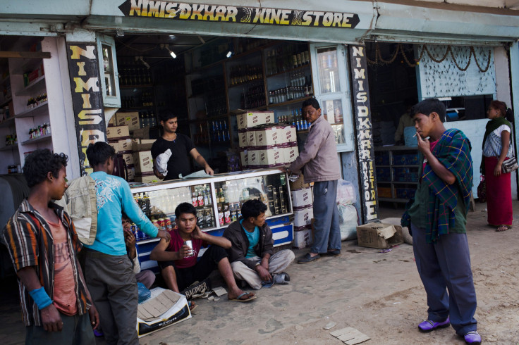 Liquor store India