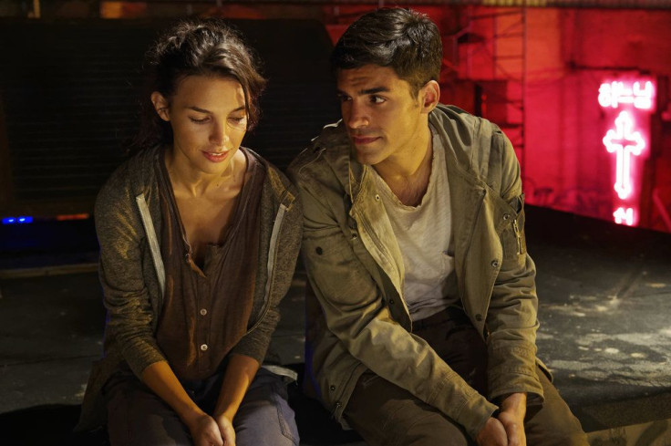 Denyse Tontz as Elena, Sean Teale as Aaron