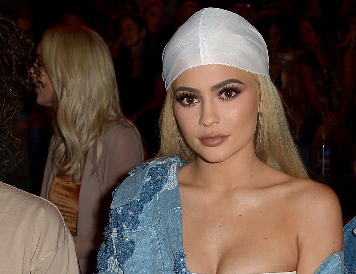 Kylie Jenner Plastic Surgery Rumors Instagram Pictures Lead Netizens To Accuse Her Of Breast 