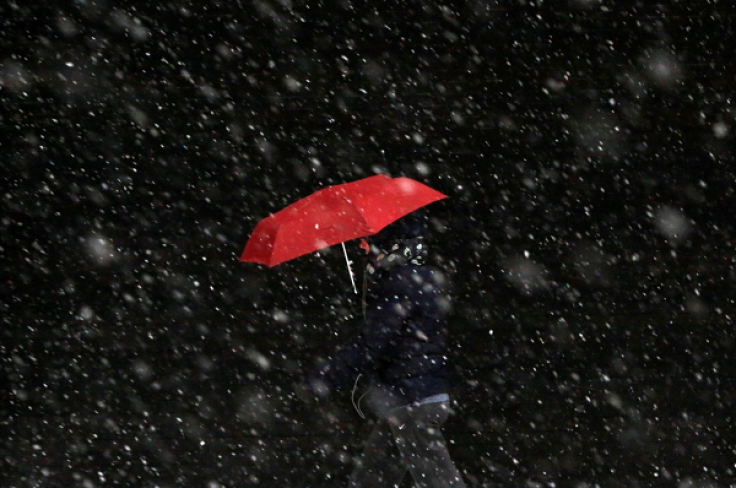 A mixture of snow and rain may hit a few cities across the U.S. on Christmas.