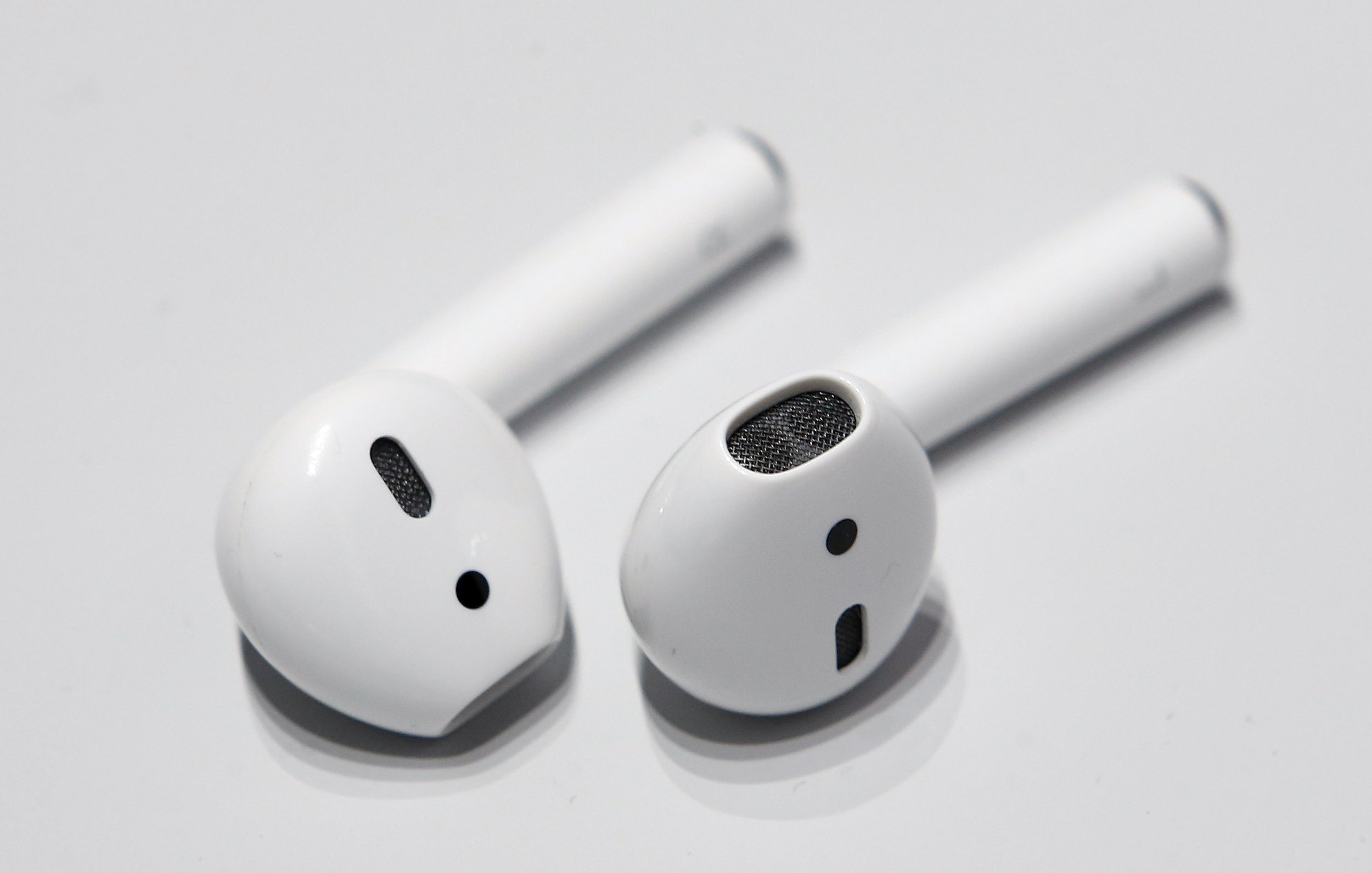 Apple AirPods Repair, Recycling Impossible, Deemed Future E-Waste: iFixit