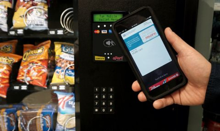 tap_on_snackmachine Apple Pay USA Technologies