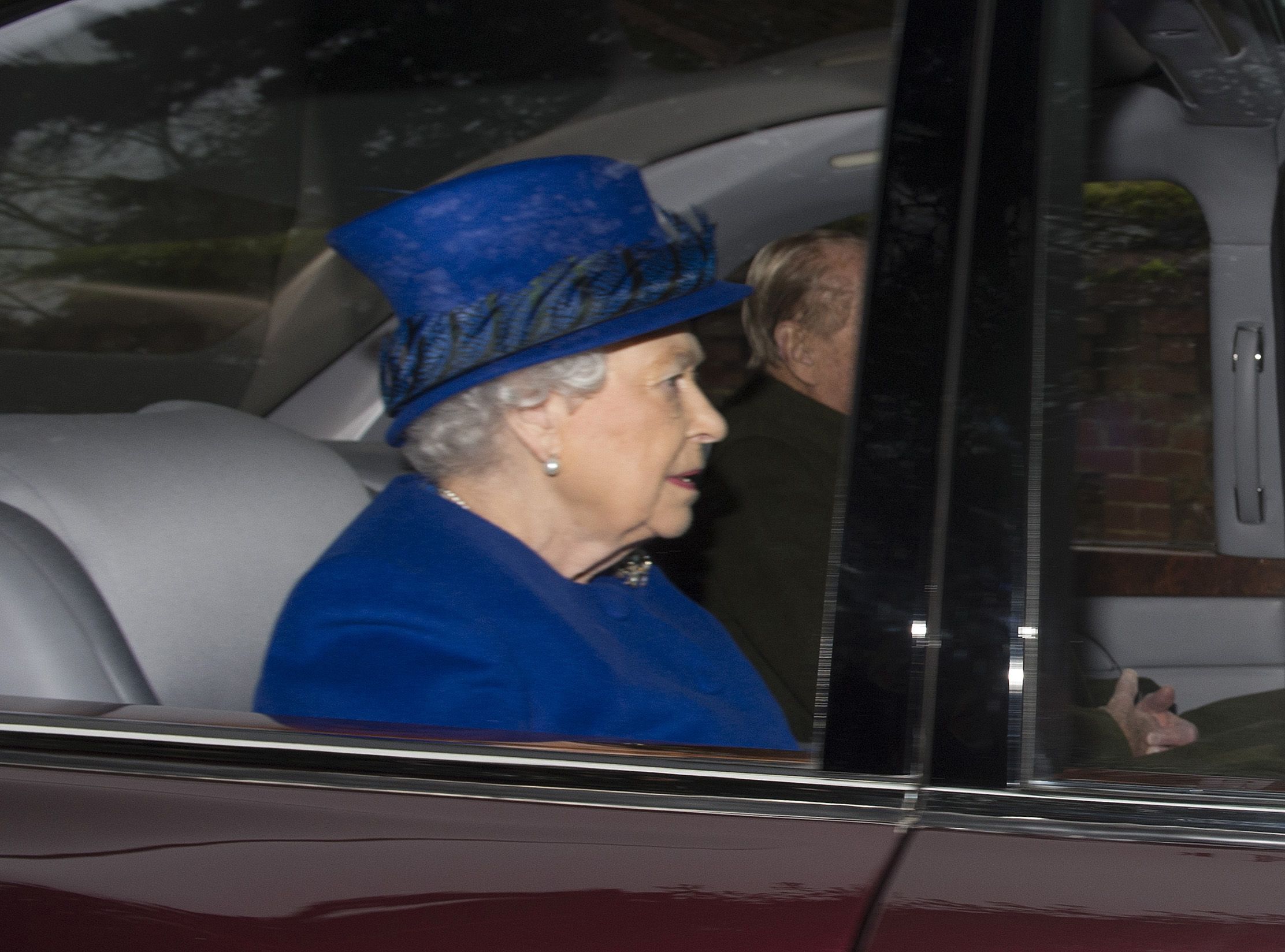 is-queen-elizabeth-ii-better-britain-s-monarch-makes-first-public