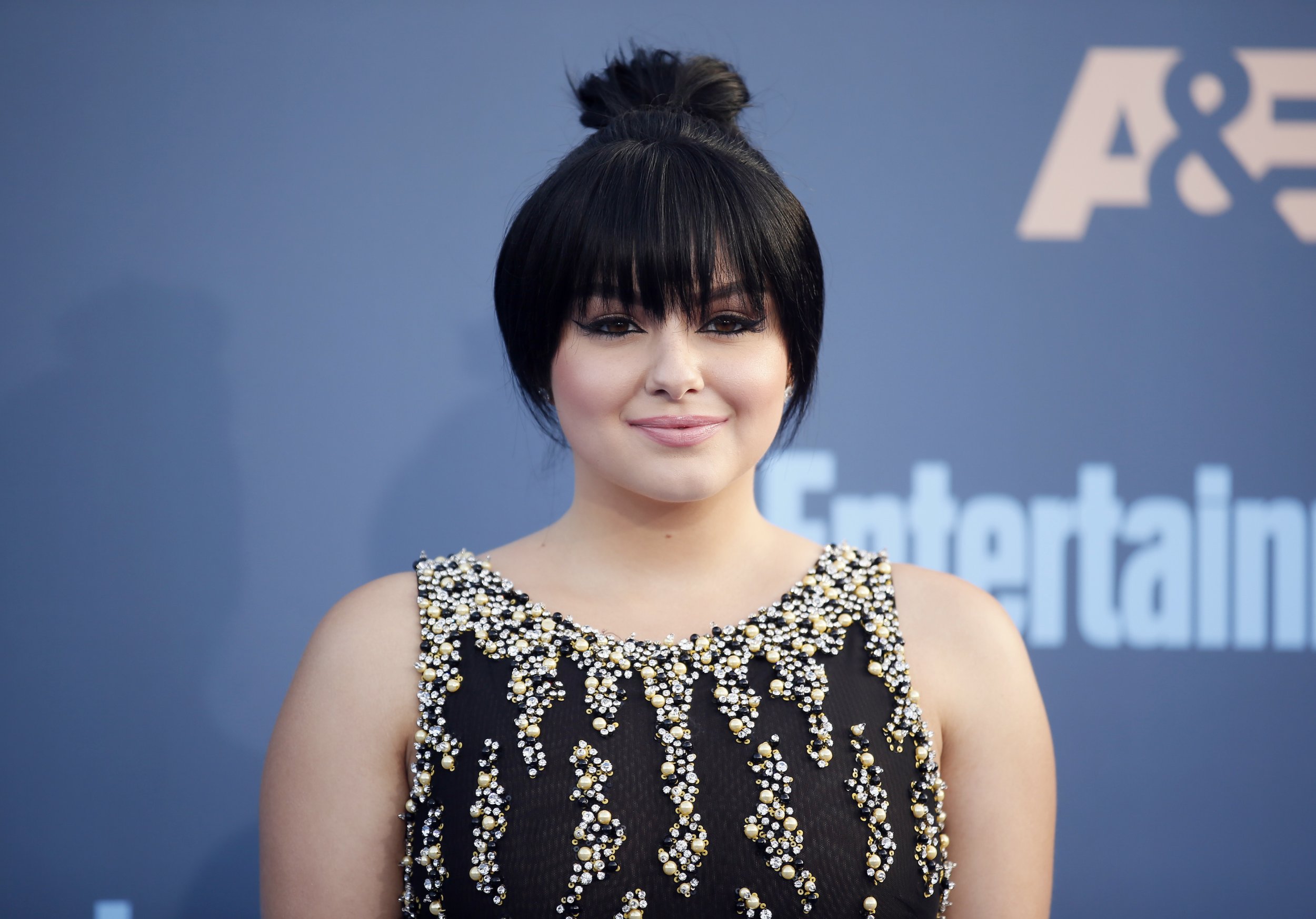 Ariel Winter's New Blonde Hair Is Giving Us Major Summer Vibes - wide 8