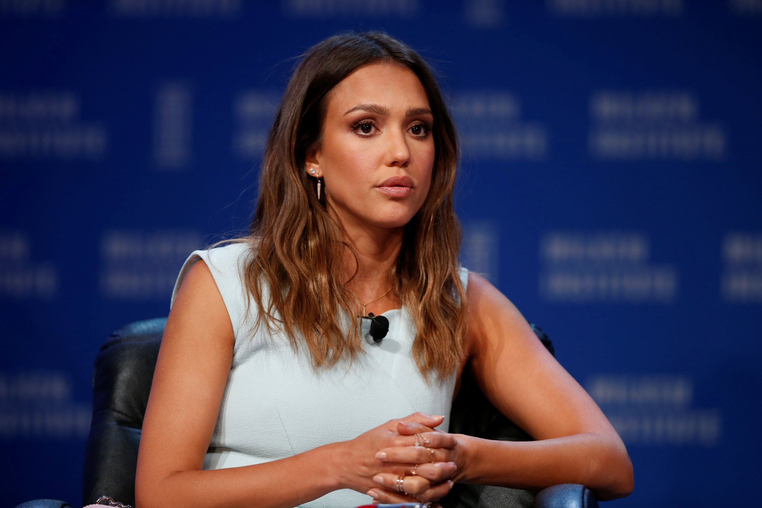 Jessica Alba And Daughter Honor Share The Cringiest Asmr Video With