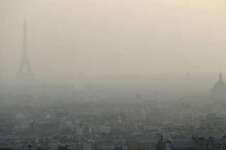 Pollution hanging over Paris