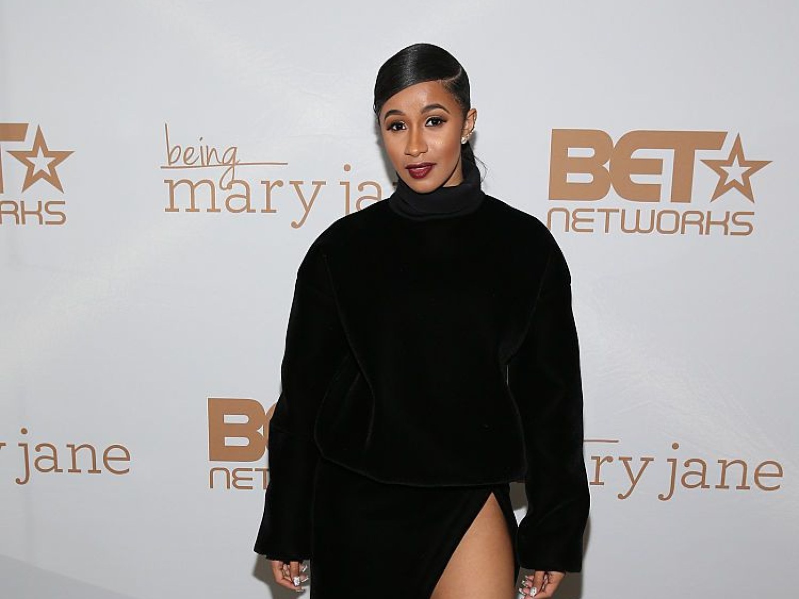 Love & Hip Hop: New York' Star Cardi B Praises Ex-Boyfriend Tommy After  Fighting With Baby Mother On Instagram