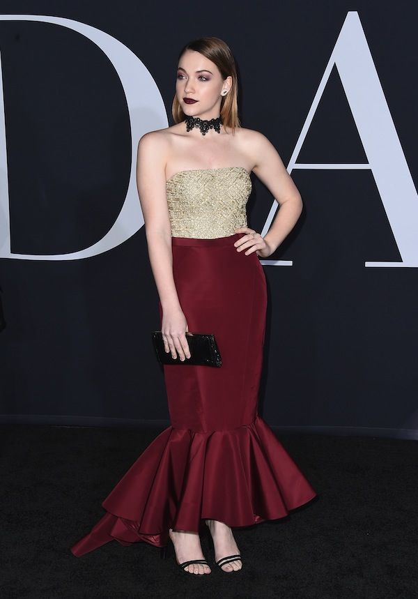 Violett Beane