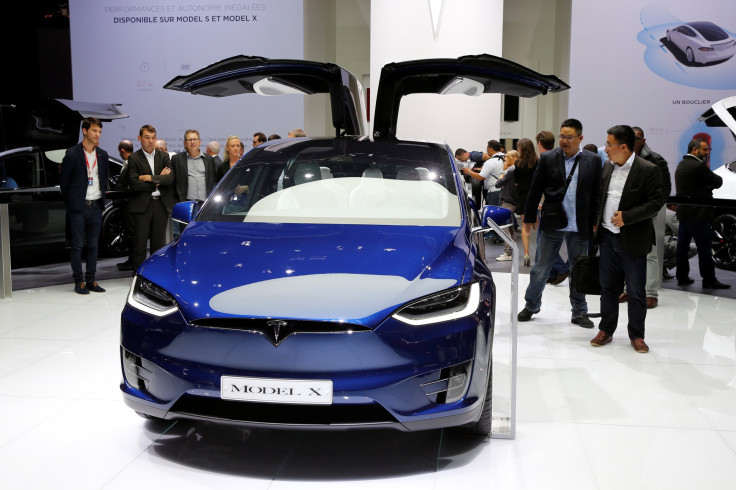 Tesla Model X security flaw