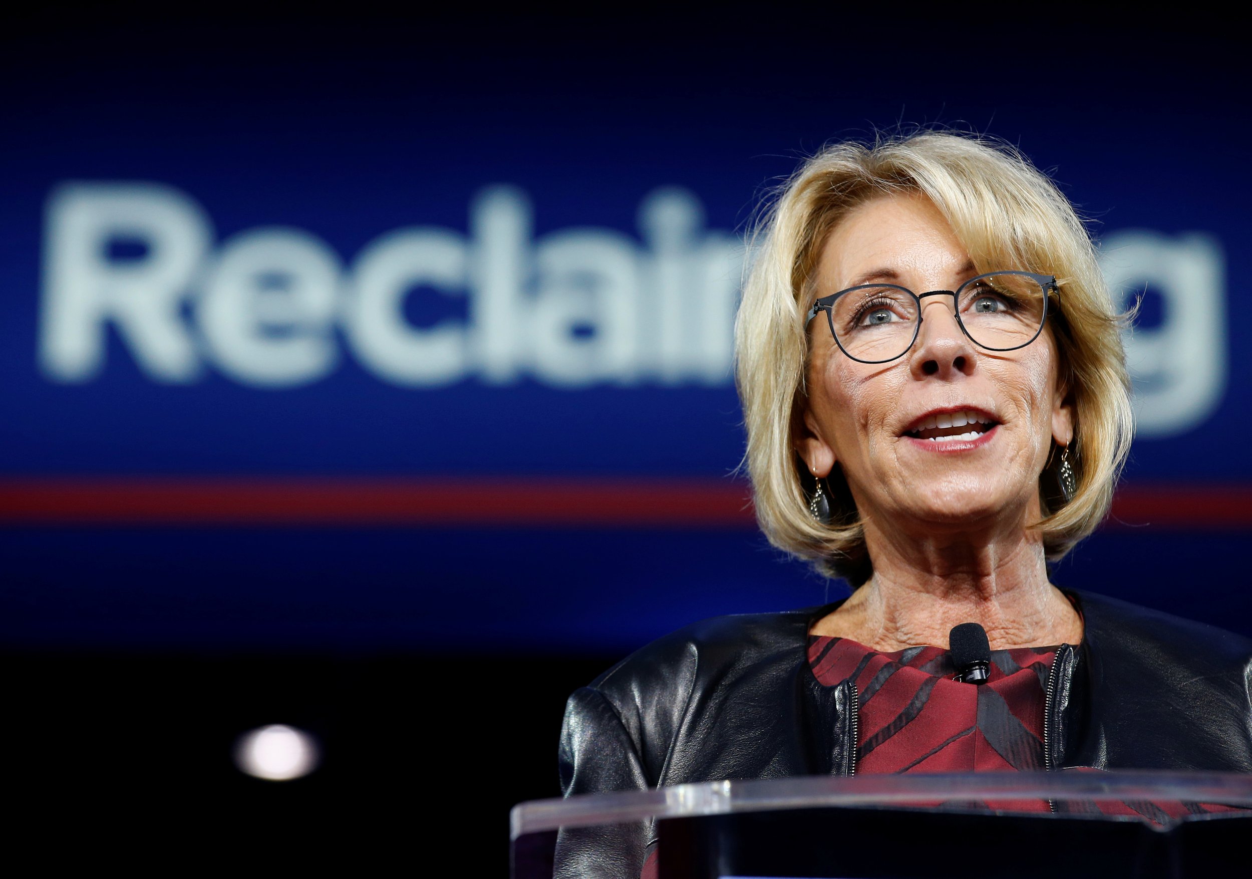 should-schools-provide-free-lunch-devos-could-end-nutrition-program