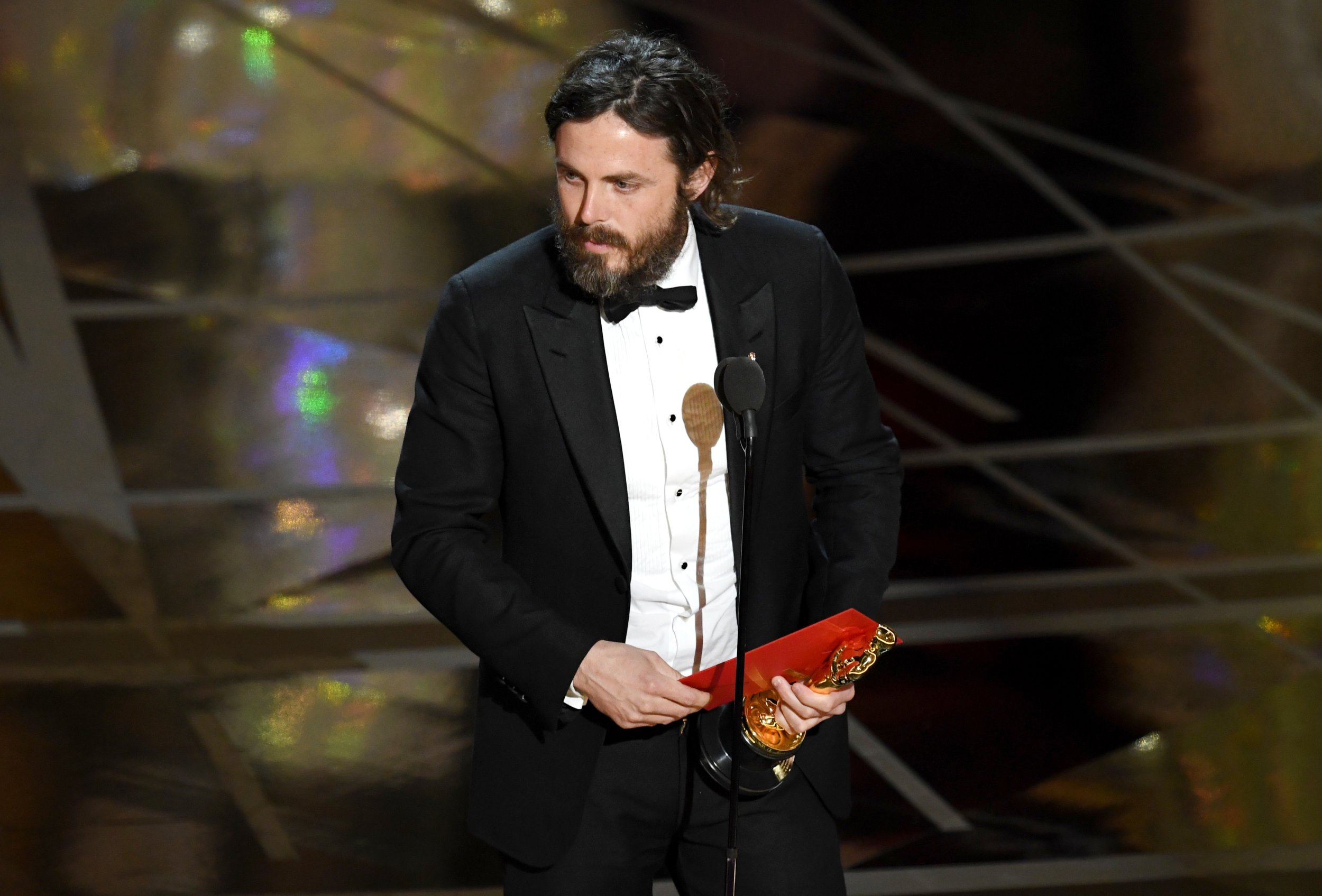 Casey Affleck Wins Oscar Sexual Harassment Allegations Mar Best Actor Winner’s Celebrations As