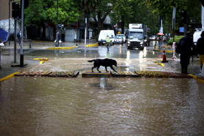 Floods in Chile causes the deaths of three individuals.