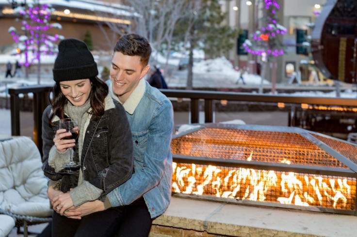 Shenae Grimes-Beech and Josh Beech