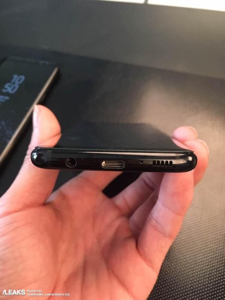 leaked galaxy s8 bottom