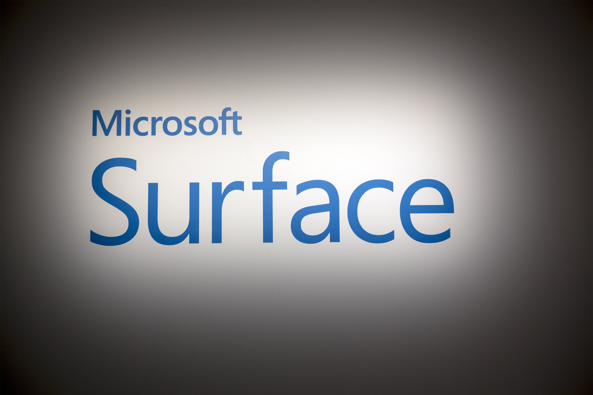 Expect 10. Microsoft. Microsoft surface logo. Надпись Microsoft. Обои на айпад 4 Майкрософт.