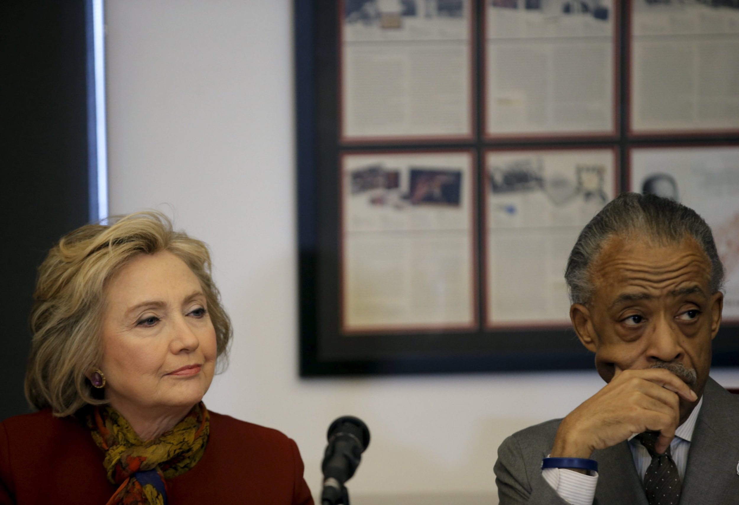 Clinton Meets With African-American Leaders