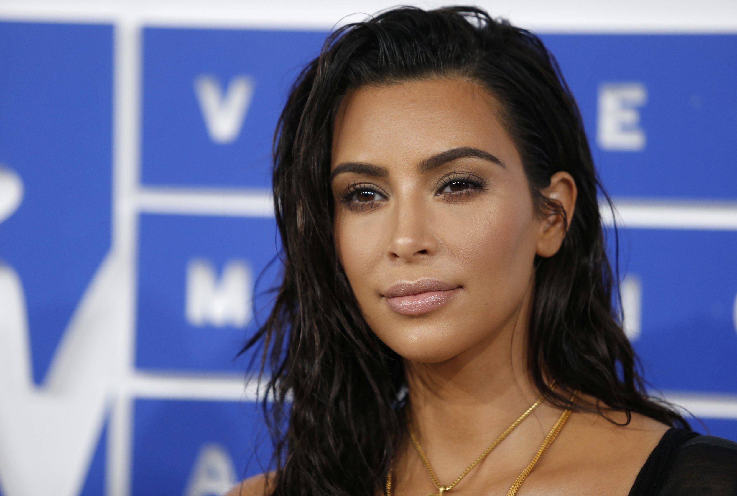 kim-kardashian-and-north-west-spotted-at-famous-bowling-alley-kanye