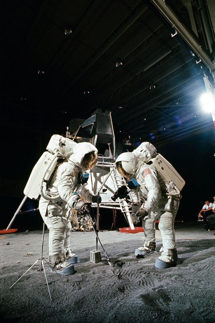 apollo 11 training