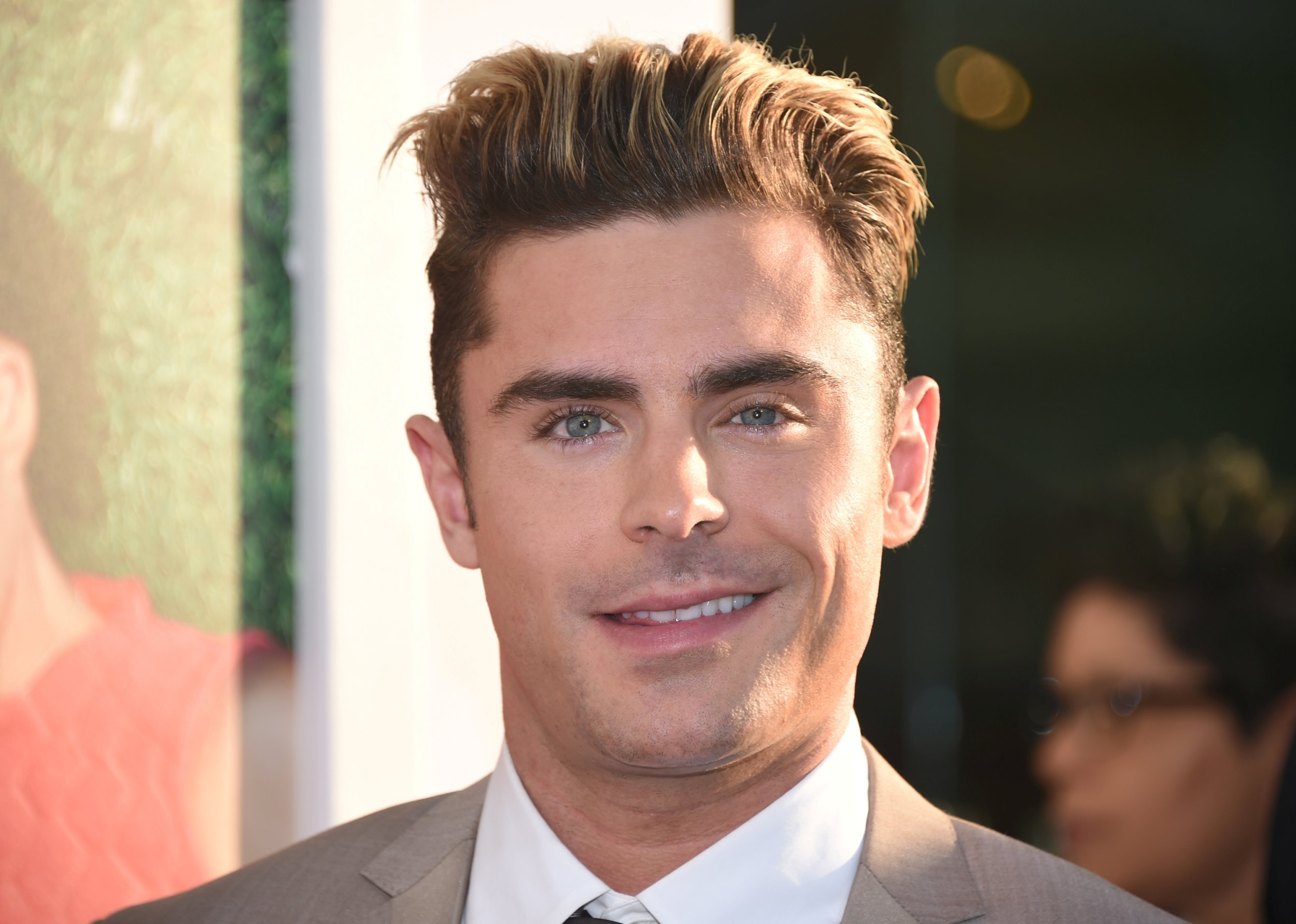 Zac Efron Celebrates First Emmy Win 'Never Expected This'