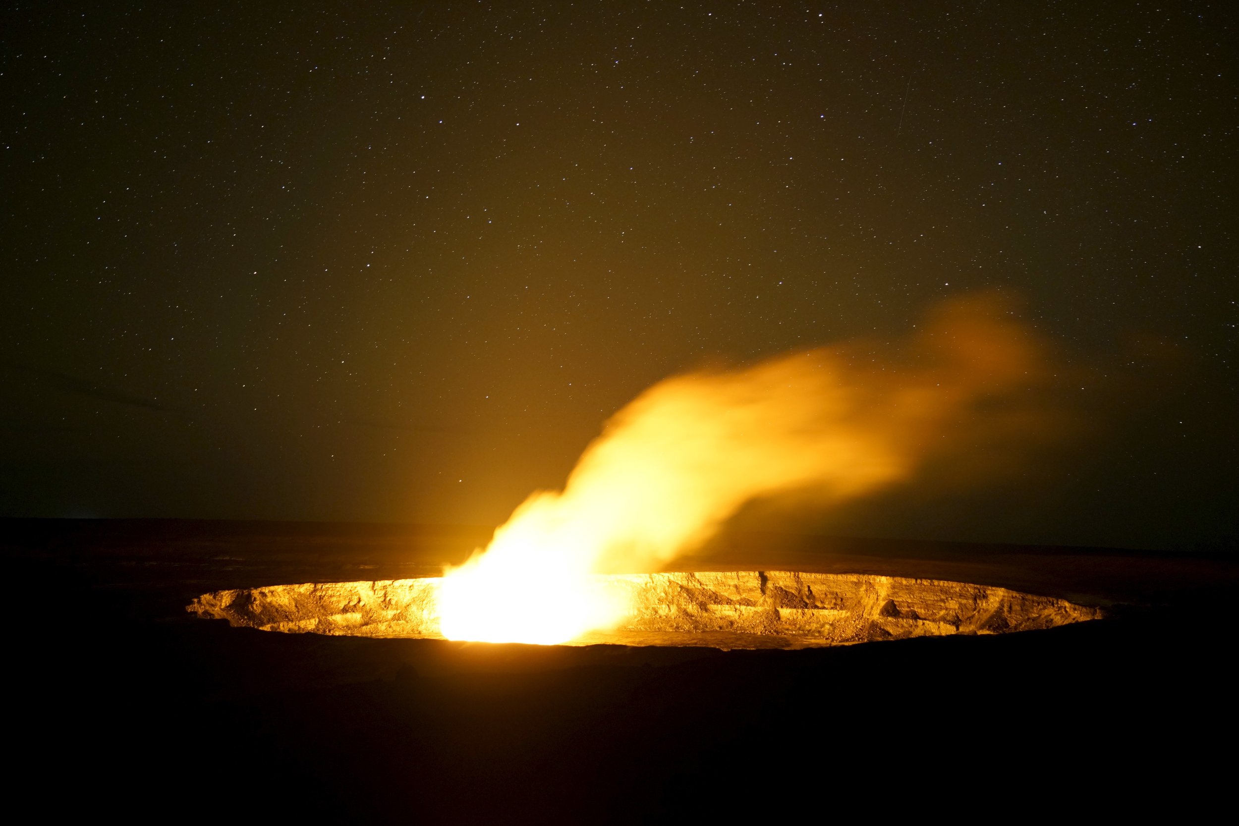 Worlds Biggest Most Active Volcanoes In Hawaii Formed 3 Million Years Ago Due To Pacific Plate 