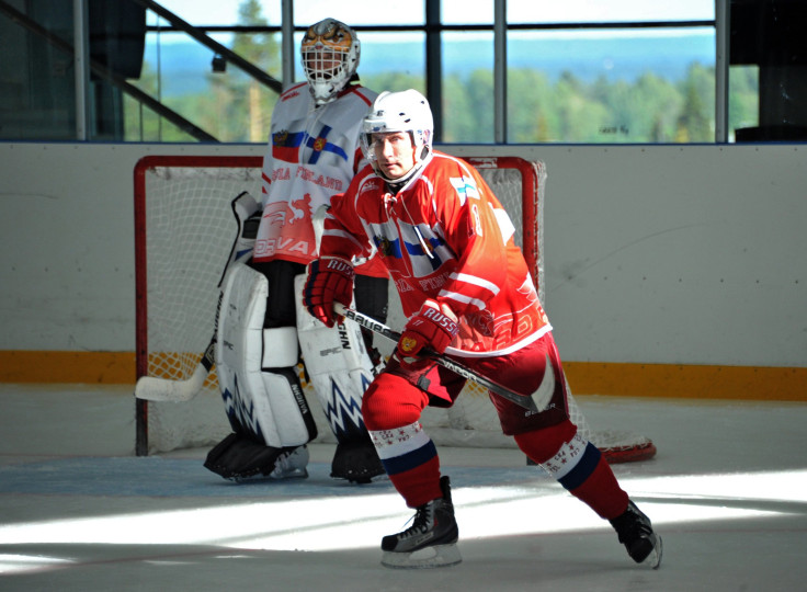 putin hockey