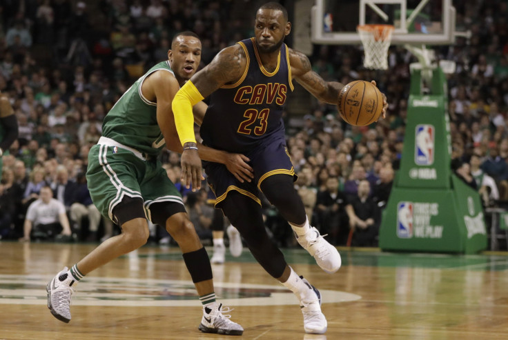 LeBron James Avery Bradley