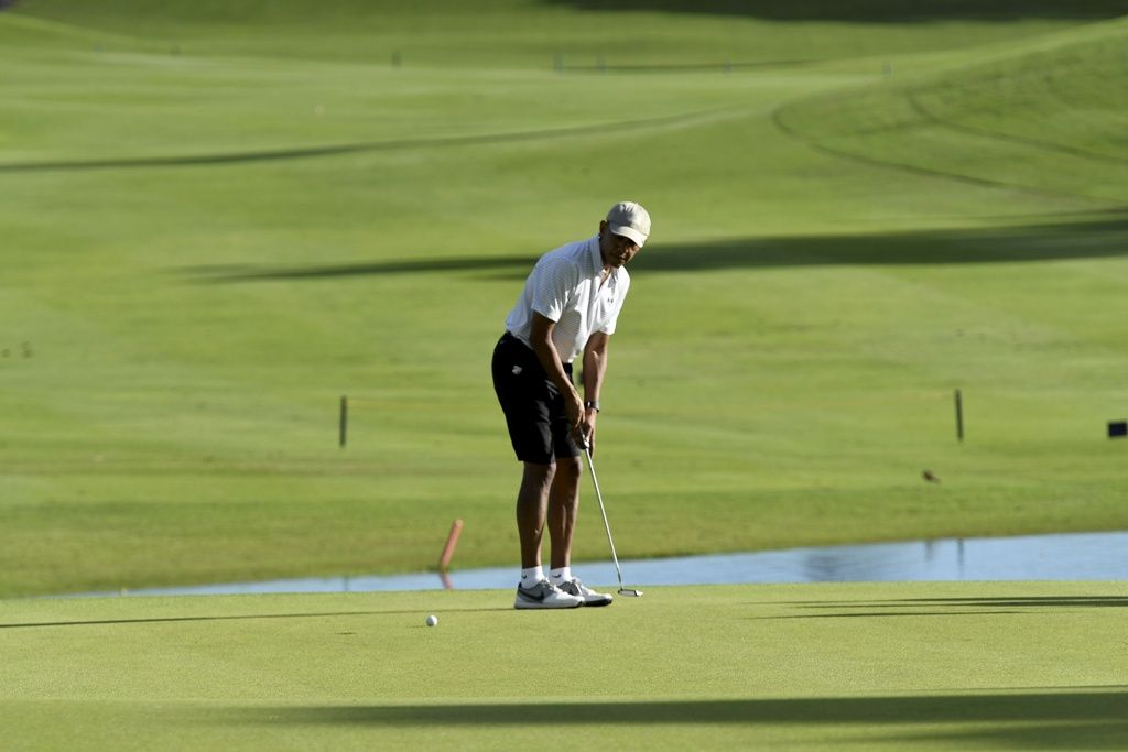 Barack Obama Seen Playing Golf In Tuscany Ibtimes