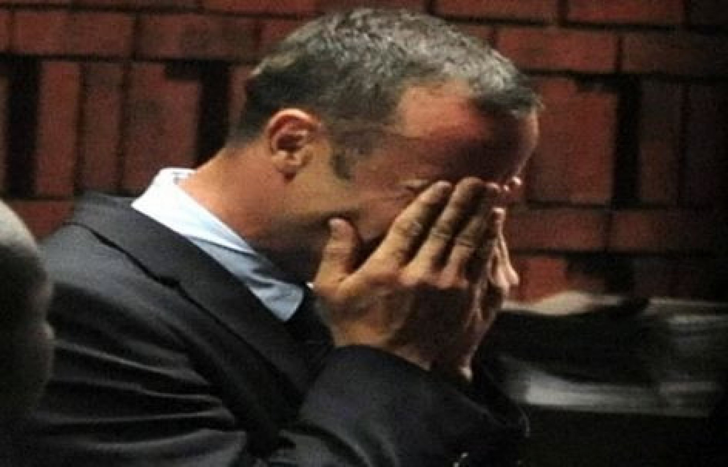 Pistorius Sobs In Court As He Is Charged With Murder