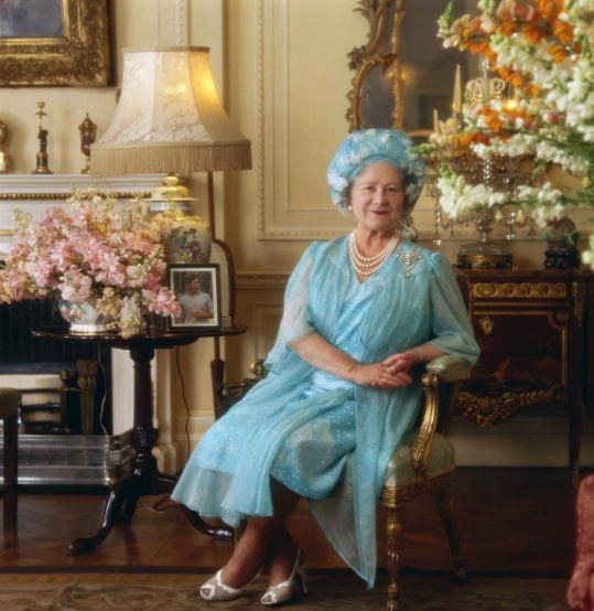 Queen Mother's Alleged Racism Was Censored, Diarist Claims | IBTimes