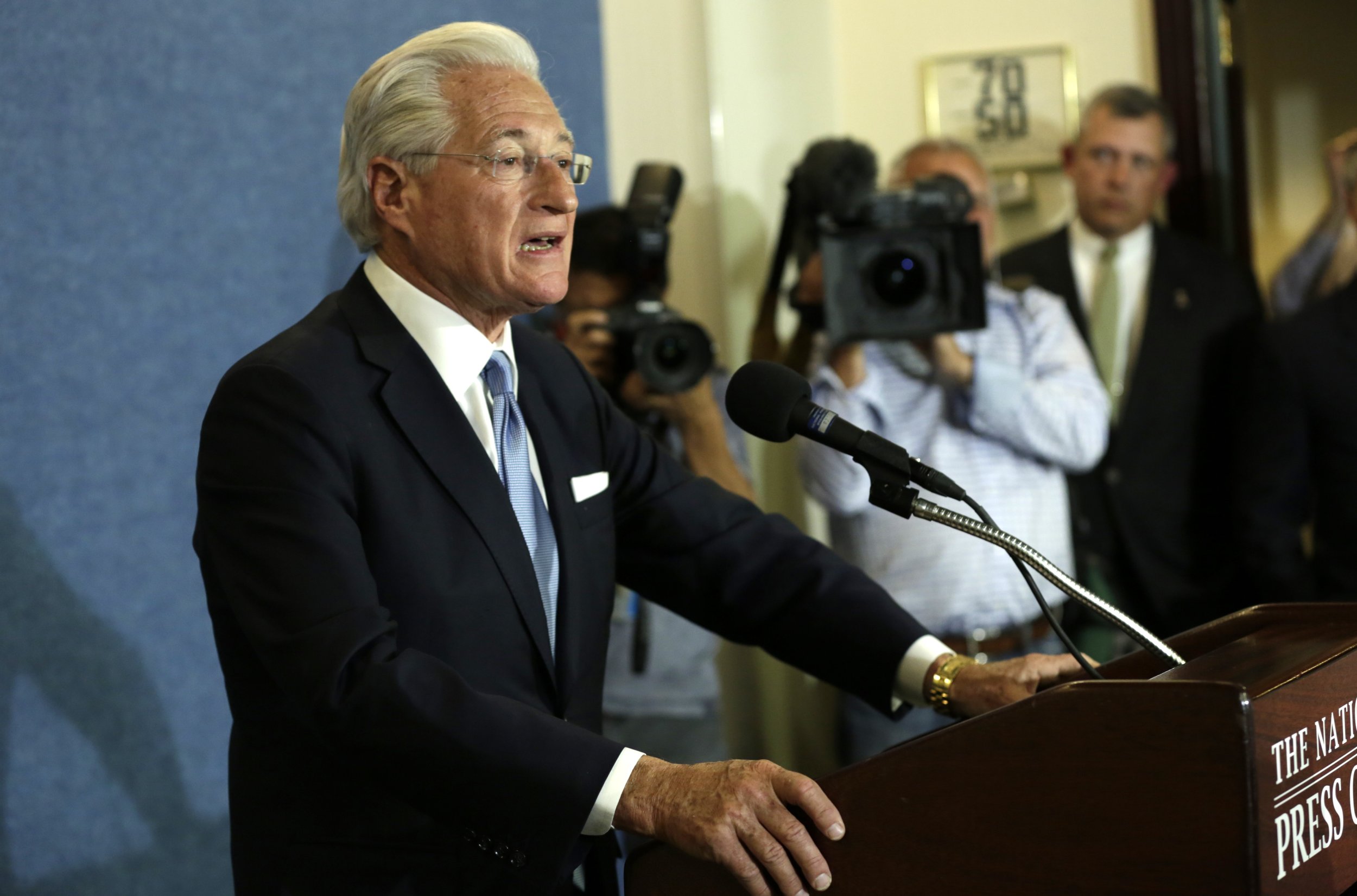 Who Is Marc Kasowitz? Trump Defended By Personal Lawyer Following Comey ...