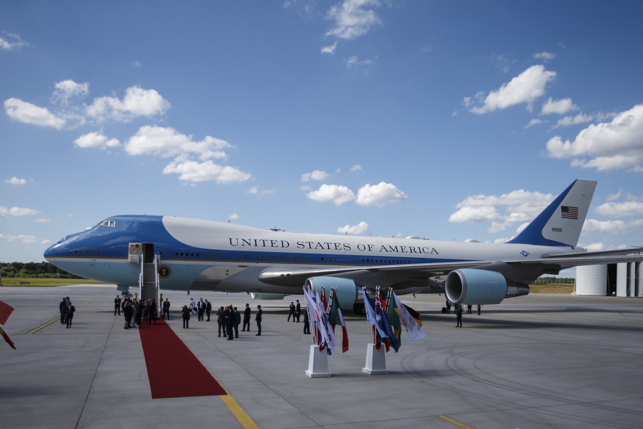 How much does 2024 air force one cost