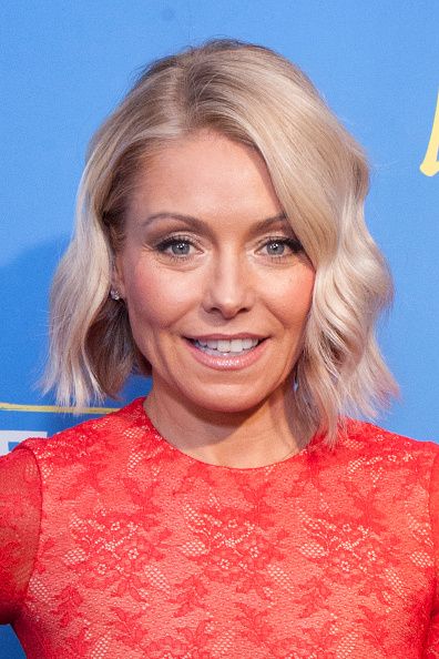 Kelly Ripa Claps Back At Critics Over ‘shiny Face Comments Ibtimes 6084