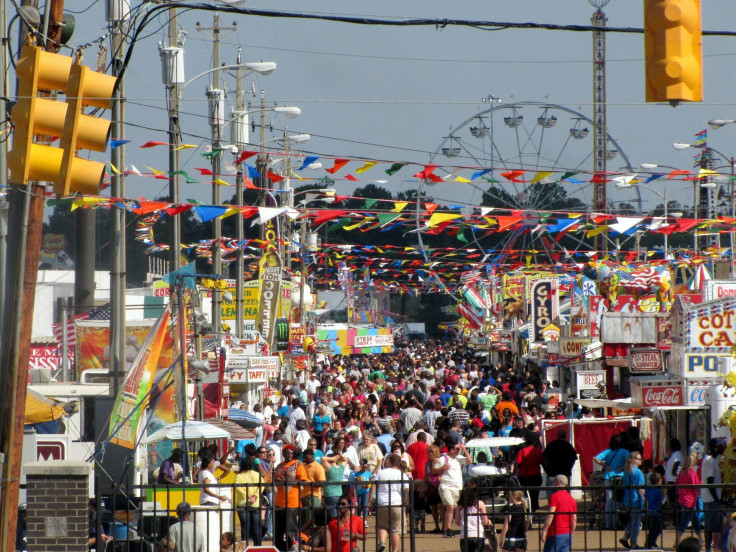 fairground-61187_1920