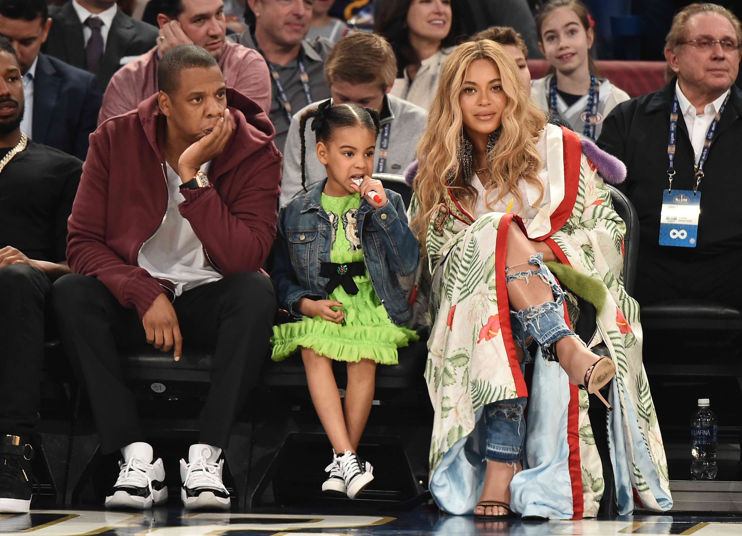 Beyoncé And Daughter Blue Ivy Dance Together At Kendrick Lamars