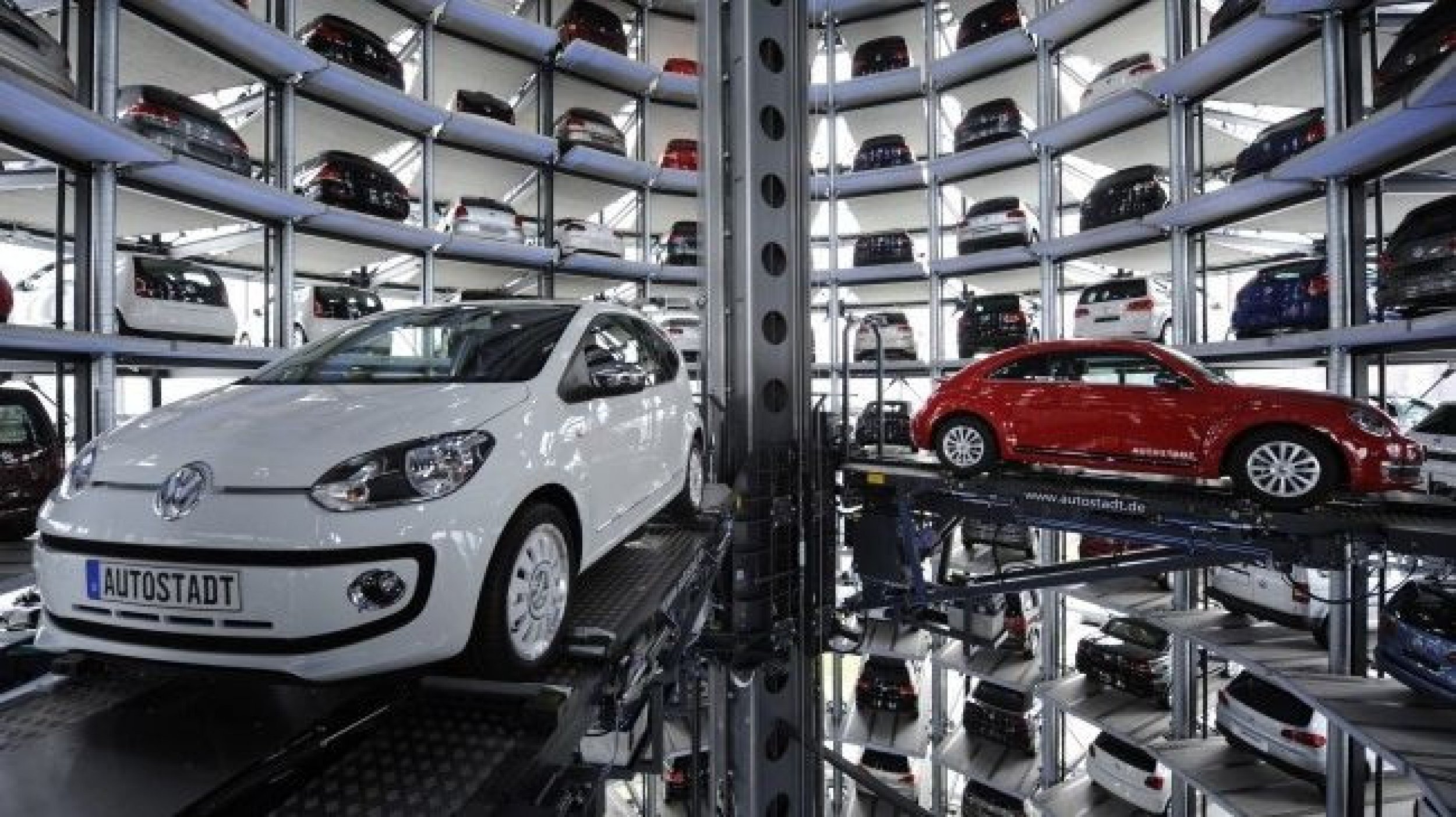 Volkswagen Now Hand Delivers Vehicles