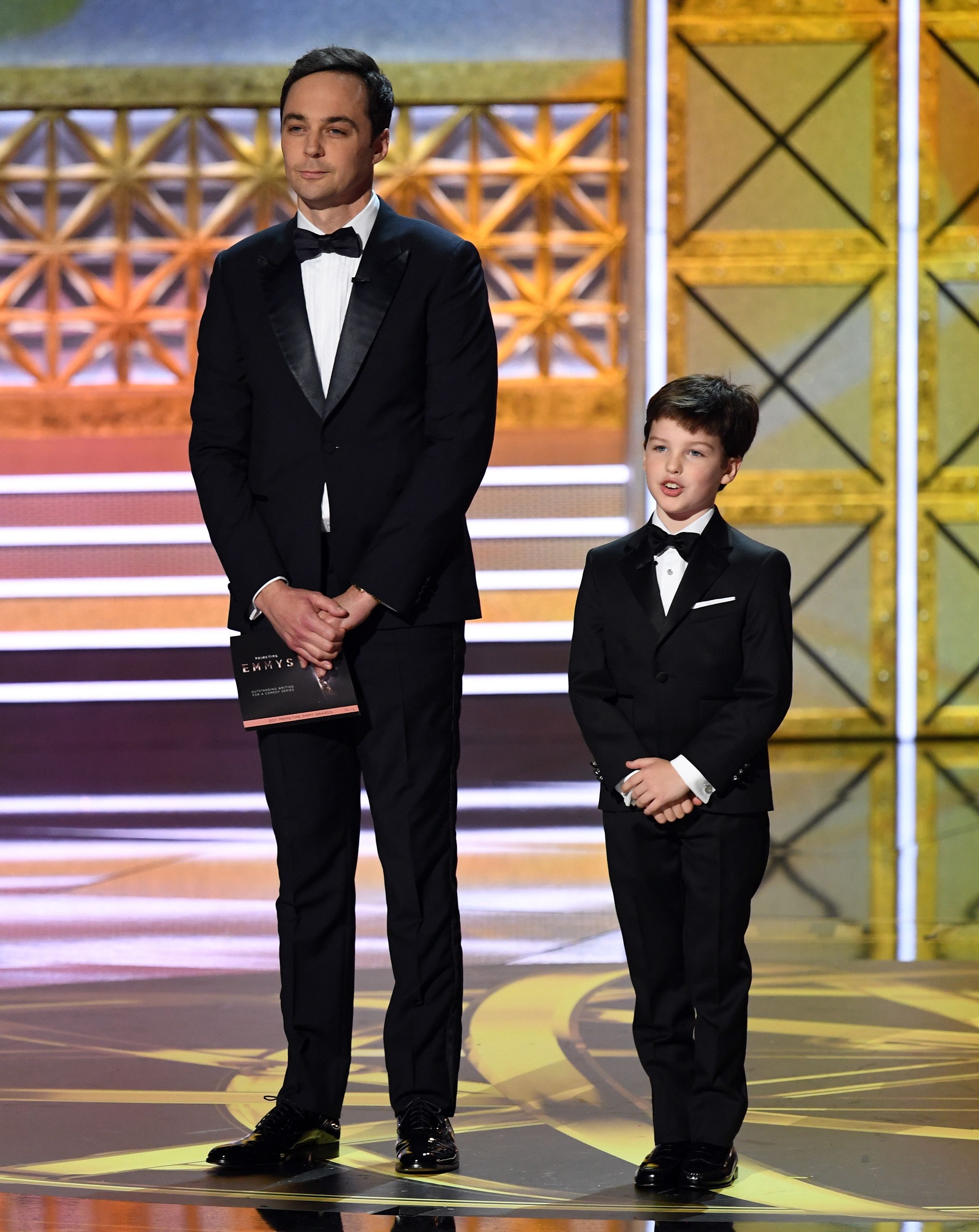 Watch Young Sheldon Actor Iain Armitage Makes Emmys Cameo With Jim 